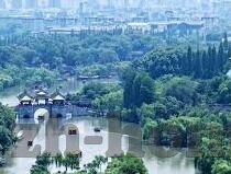 足球比分一-足球比分背后的风云变幻，一场比赛，无限故事